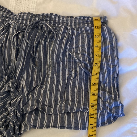 AMERICAN EAGLE Flowy Shorts - Picture 6 of 7